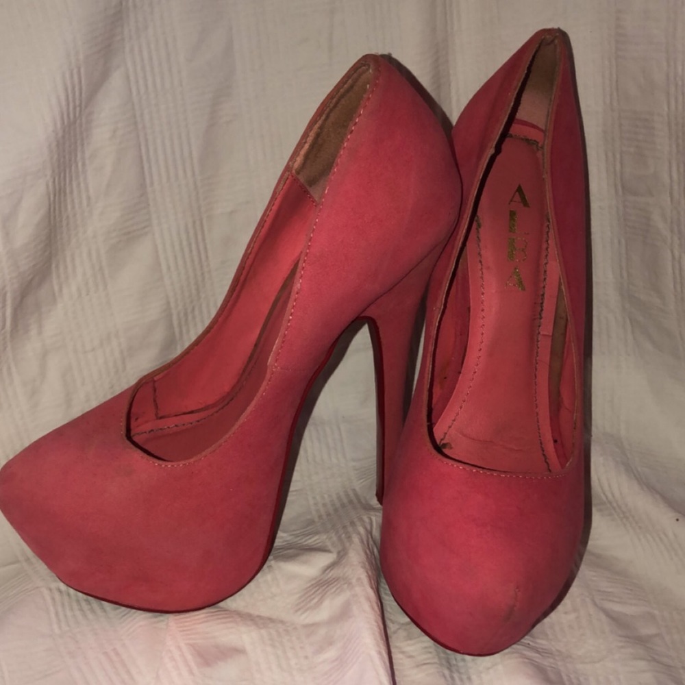 Pink Red Bottom Pump Heels, Size 6.5